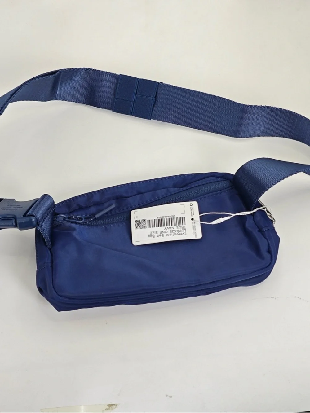 lululemon athletica Deep Blue Crossbody Belt Bag - Picture 5 of 5